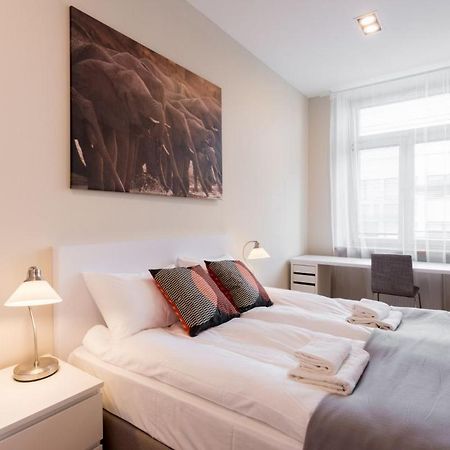 Luxury Apartments Nearto Main Square Краков Экстерьер фото