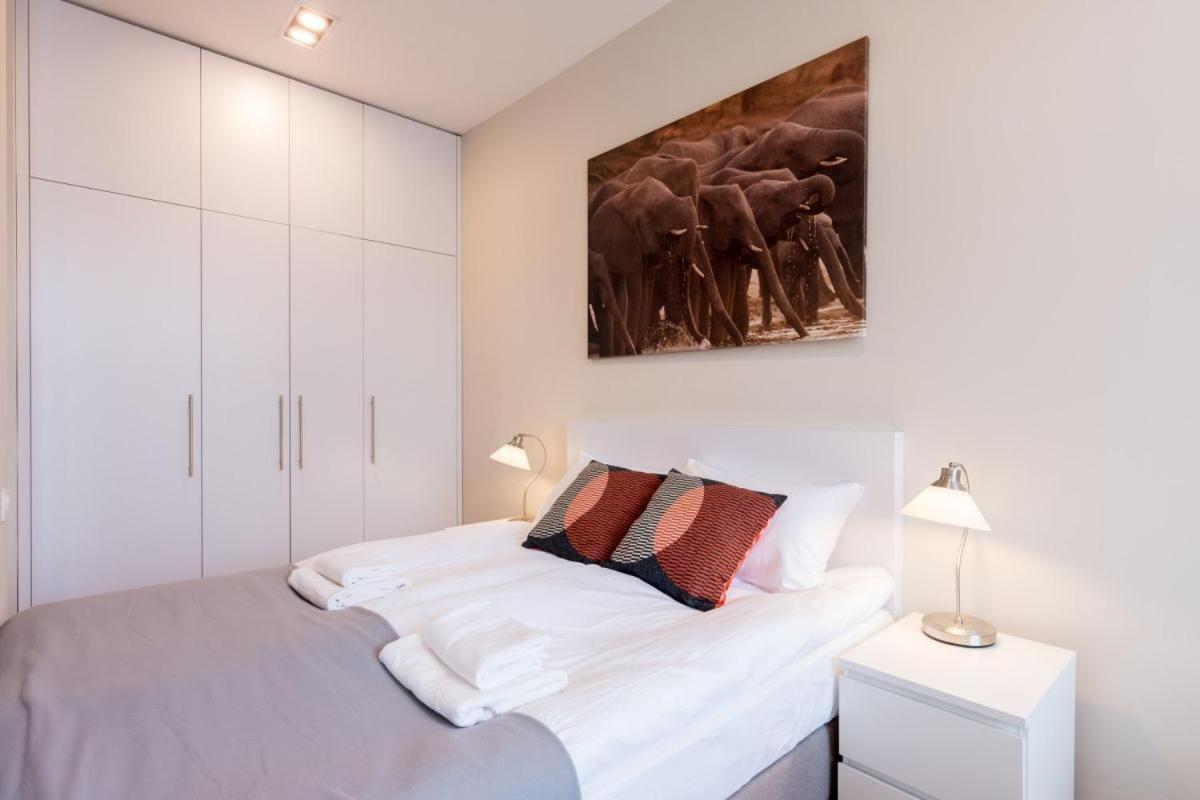 Luxury Apartments Nearto Main Square Краков Экстерьер фото